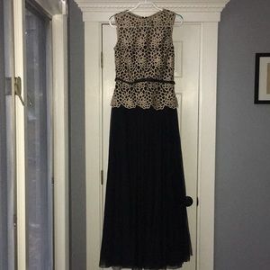Tadashi Shoji Black, Beige full length formal gown